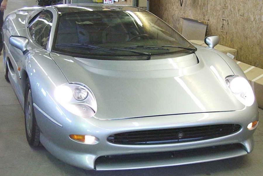  Jaguar XJ220 1992 года  (фото 39 из 81)